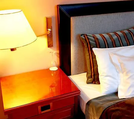 شاليه Valet De Coeur By Interhome نينداز
